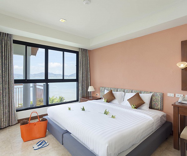 Superior One Bedroom