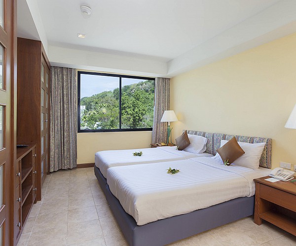 Deluxe Two Bedrooms