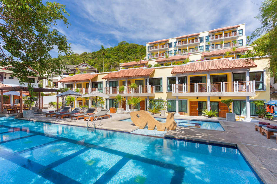 By The Sea Hotel