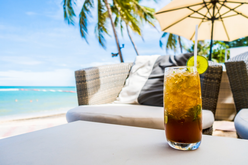 10 Relaxing Seaside Cafes in Panwa You Shouldn't Miss